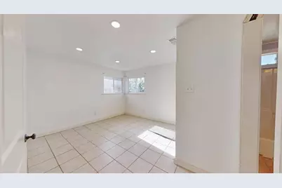7921 34th Avenue, Sacramento, CA 95824 - Photo 12