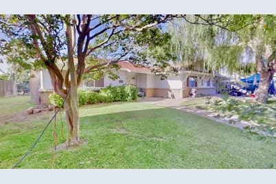 7921 34th Avenue, Sacramento, CA 95824 - Photo 2