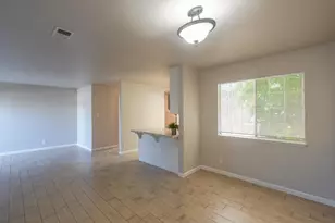415 W J St, Los Banos, CA 93635 - Photo 6