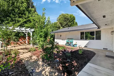 3961 American River Dr, Sacramento, CA 95864 - Photo 82