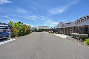 3017 Bedford Falls Way, Sacramento, CA 95818 - Photo 56