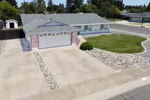 1731 Reagan Way, Yuba City, CA 95993 - Photo 2