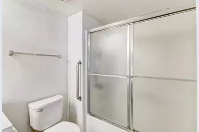 5875 Gloria Drive #7, Sacramento, CA 95822 - Photo 44