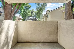 5875 Gloria Dr, Sacramento, CA 95822 - Photo 48