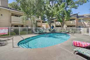 5875 Gloria Dr, Sacramento, CA 95822 - Photo 58