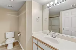 5875 Gloria Dr, Sacramento, CA 95822 - Photo 34