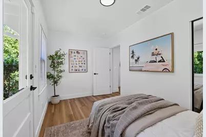 929 Swanston Dr, Sacramento, CA 95818 - Photo 44
