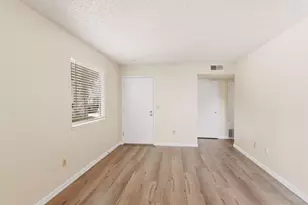 3591 Quail Lakes Dr, Stockton, CA 95207 - Photo 6