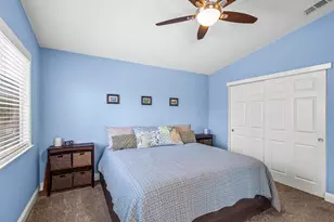 976 Sunnyside Ln, Tracy, CA 95377 - Photo 32
