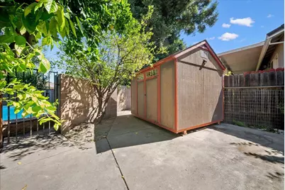 7171 Westmoreland Way, Sacramento, CA 95831 - Photo 44