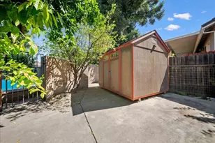 7171 Westmoreland Way, Sacramento, CA 95831 - Photo 44