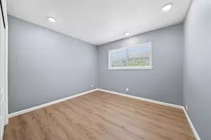 7171 Westmoreland Way, Sacramento, CA 95831 - Photo 32