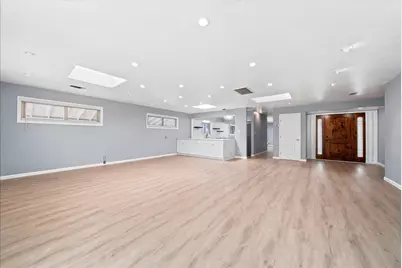 7171 Westmoreland Way, Sacramento, CA 95831 - Photo 14