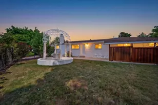 7171 Westmoreland Way, Sacramento, CA 95831 - Photo 2