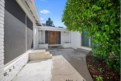7171 Westmoreland Way, Sacramento, CA 95831 - Photo 8