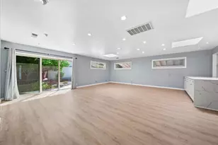7171 Westmoreland Way, Sacramento, CA 95831 - Photo 10