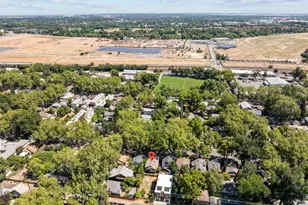 2710 D St, Sacramento, CA 95816 - Photo 40