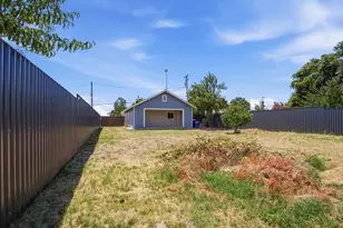 19906 Geer Ave, Hilmar, CA 95324 - Photo 20