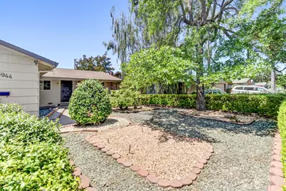 8944 New Dawn Drive, Sacramento, CA 95826 - Photo 4