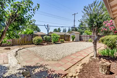 8944 New Dawn Drive, Sacramento, CA 95826 - Photo 38