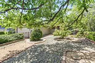 8944 New Dawn Dr, Sacramento, CA 95826 - Photo 2