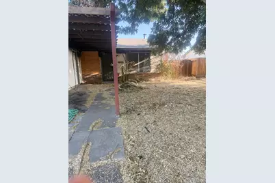 170 Yosemite Drive, Tracy, CA 95376 - Photo 2