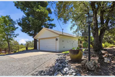 21440 Meadow Oaks Lane, Colfax, CA 95713 - Photo 2