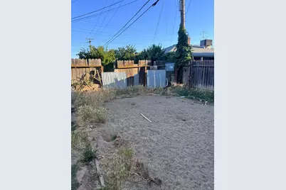 5607 Manmar Way, Sacramento, CA 95823 - Photo 24