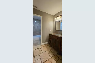 2018 Old River Court, Stockton, CA 95206 - Photo 8