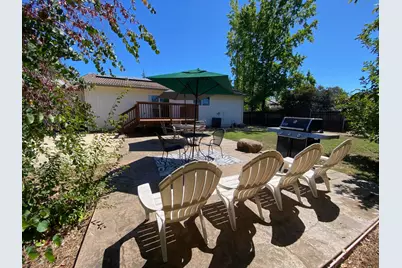 3940 Los Santos Drive, Cameron Park, CA 95682 - Photo 14