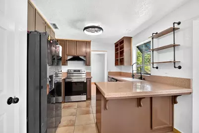 2501 Merle Avenue, Modesto, CA 95355 - Photo 14