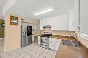 950 Rancho Roble Way, Sacramento, CA 95834 - Photo 20