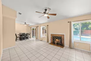 950 Rancho Roble Way, Sacramento, CA 95834 - Photo 12
