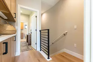 2611 26th St, Sacramento, CA 95818 - Photo 48