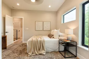 2611 26th St, Sacramento, CA 95818 - Photo 50