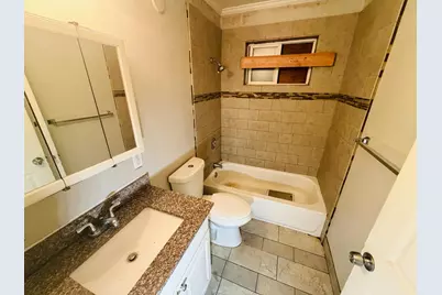 5225 Gordon Drive, Sacramento, CA 95824 - Photo 8