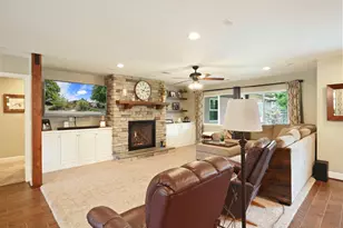 8 S Fairmont Ave, Lodi, CA 95240 - Photo 20