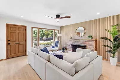 3819 Kroy Way, Sacramento, CA 95820 - Photo 4