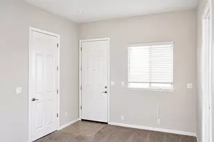 1724 W Summer Blossom Way, Hanford, CA 93230 - Photo 14
