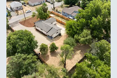 5523 Cottonwood Avenue, Olivehurst, CA 95961 - Photo 38