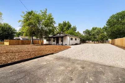 5523 Cottonwood Avenue, Olivehurst, CA 95961 - Photo 1