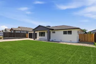 6237 Claus Rd, Riverbank, CA 95367 - Photo 4