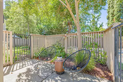 4042 Cowell Boulevard, Davis, CA 95618 - Photo 16