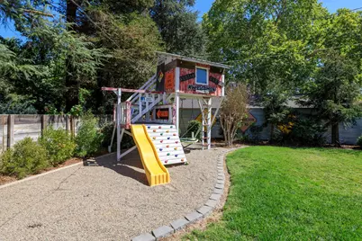 1550 California Avenue, Turlock, CA 95380 - Photo 32