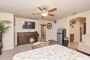320 Bathbridge Ln, Sacramento, CA 95823 - Photo 28