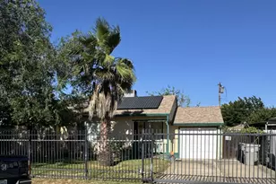 5740 63rd St, Sacramento, CA 95824 - Photo 2