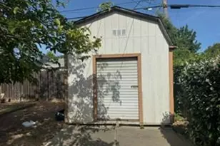 5740 63rd St, Sacramento, CA 95824 - Photo 6