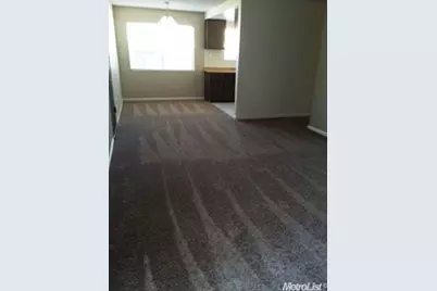 8964 Laguna Vista Court, Elk Grove, CA 95624 - Photo 6
