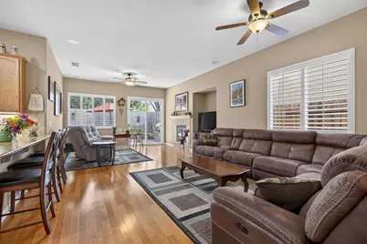 4520 Crown Bench Circle, Elk Grove, CA 95757 - Photo 14