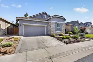 4520 Crown Bench Cir, Elk Grove, CA 95757 - Photo 2